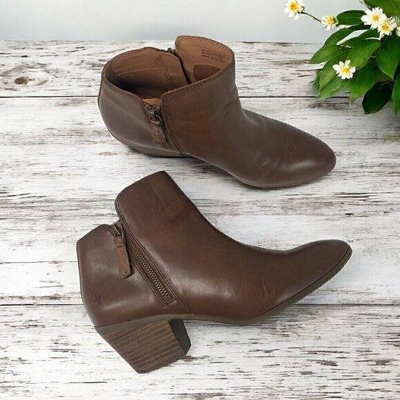 Frye Judith Double Zip Western Ankle Boot Brown Wheat Leather Size 9 Medium - Picture 9 of 13